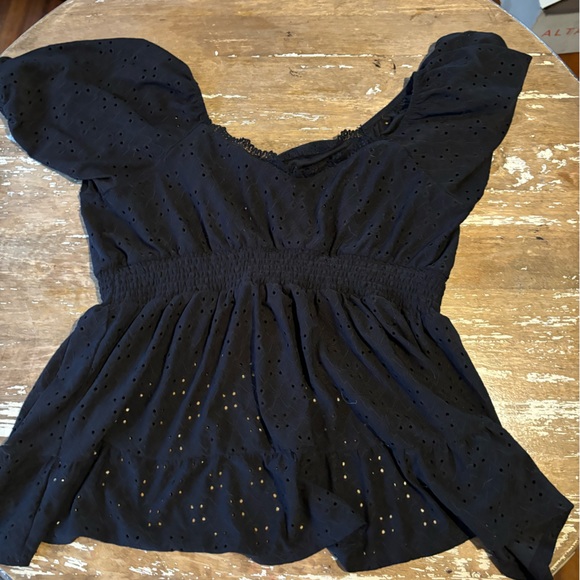 Torrid Eyelet Blouse - Picture 3 of 6